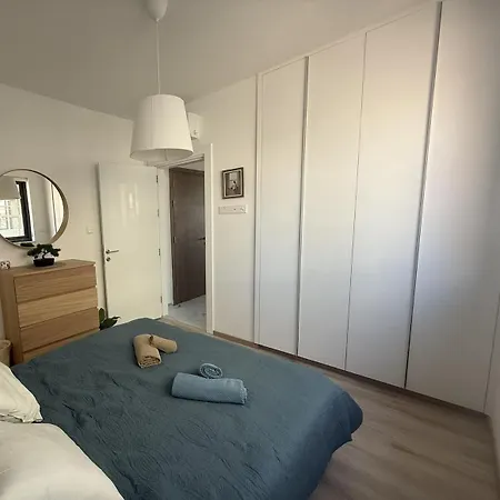 Apartman 5 Min Walk To Mackenzie Beach, Stylish 1br